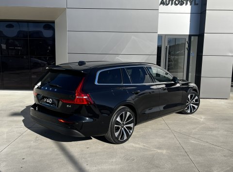Volvo V60 B4 FWD Core